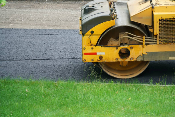 Best Local Driveway Pavers  in Garrett, IN